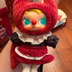 “Why so serious?” Crimson Dancer